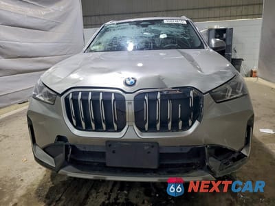 Piąte zdjęcie samochodu w środku: 2025 BMW X1 XDRIVE28I VIN:WBX73EF0XS5060290 - miniatura