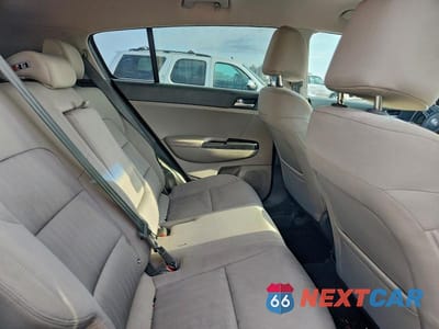 Zdjęcie 11 z 12 samochodu: 2017 KIA SPORTAGE LX VIN:KNDPM3ACXH7134594 - miniatura