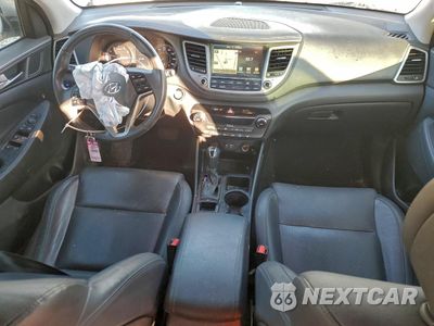 Zdjęcie 8 z 14 samochodu: 2017 HYUNDAI TUCSON LIMITED VIN:KM8J3CA27HU381133 - miniatura