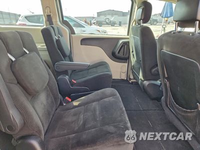Zdjęcie 11 z 15 samochodu: 2015 DODGE GRAND CARAVAN SE VIN:2C4RDGBG1FR751024 - miniatura