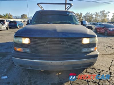 Piąte zdjęcie samochodu w środku: 1999 CHEVROLET SILVERADO C1500 VIN:1GCEC19T8XZ134857 - miniatura