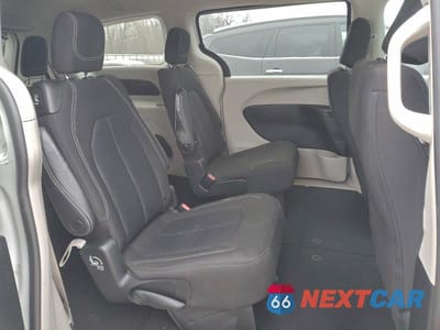 Zdjęcie 11 z 14 samochodu: 2022 CHRYSLER VOYAGER LX VIN:2C4RC1CG9NR144219 - miniatura