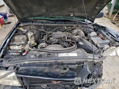 Zdjęcie 11 z 12 samochodu: 2001 GMC JIMMY VIN:1GKCS18W31K172328 - miniatura
