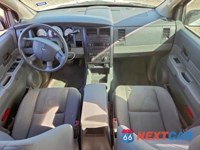 Zdjęcie 8 z 13 samochodu: 2006 DODGE DURANGO SXT VIN:1D4HD38KX6F150835 - miniatura