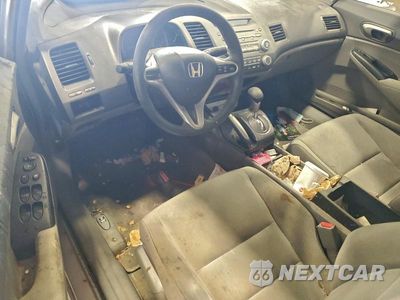 Zdjęcie 8 z 11 samochodu: 2010 HONDA CIVIC LX VIN:2HGFA1F55AH331459 - miniatura