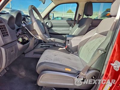 Zdjęcie 7 z 13 samochodu: 2008 DODGE NITRO SXT VIN:1D8GU28K68W243892 - miniatura