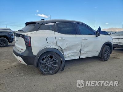 Trzecie zdjęcie samochodu z tyłu: 2025 NISSAN KICKS SR VIN:3N8AP6DA7SL351634 - miniatura