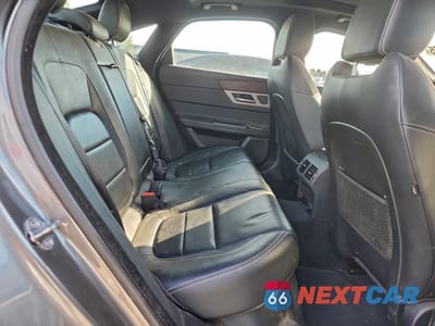 Zdjęcie 10 z 12 samochodu: 2017 JAGUAR XF R - SPORT VIN:SAJBL4BN5HCY17976 - miniatura