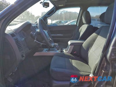 Zdjęcie 7 z 13 samochodu: 2009 FORD ESCAPE XLT VIN:1FMCU93G39KA36289 - miniatura