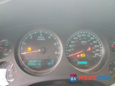 Zdjęcie 9 z 13 samochodu: 2013 GMC YUKON XL DENALI VIN:1GKS2MEF4DR332102 - miniatura