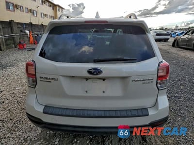 Zdjęcie 6 z 13 samochodu: 2017 SUBARU FORESTER 2.5I PREMIUM VIN:JF2SJAECXHH409300 - miniatura