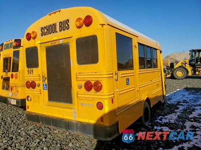 Czwarte zdjęcie samochodu z boku: 2013 CHEVROLET EXPRESS SCHOOL BUS VIN:1GB3G2BG4D1149482 - miniatura