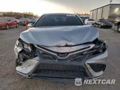 Piąte zdjęcie samochodu w środku: 2023 TOYOTA CAMRY SE NIGHT SHADE VIN:4T1G11AK7PU077805 - miniatura