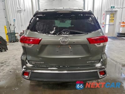 Zdjęcie 6 z 12 samochodu: 2018 TOYOTA HIGHLANDER LIMITED VIN:5TDDZRFH4JS815129 - miniatura