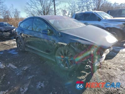 Czwarte zdjęcie samochodu z boku: 2024 TESLA X VIN:7SAXCBE60RF438677 - miniatura