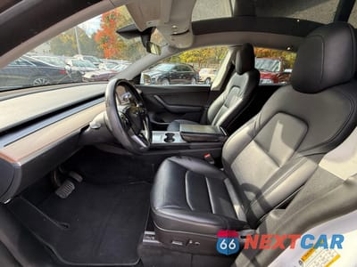 Zdjęcie 9 z 11 samochodu: 2021 TESLA MODEL Y VIN:5YJYGDEE5MF295078 - miniatura