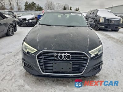 Piąte zdjęcie samochodu w środku: 2020 AUDI A3 PREMIUM VIN:WAUAUGFF0LA023996 - miniatura