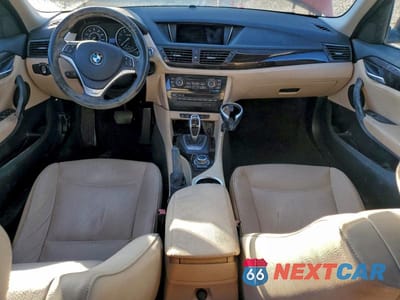 Zdjęcie 8 z 12 samochodu: 2013 BMW X1 SDRIVE28I VIN:WBAVM1C54DVW42511 - miniatura