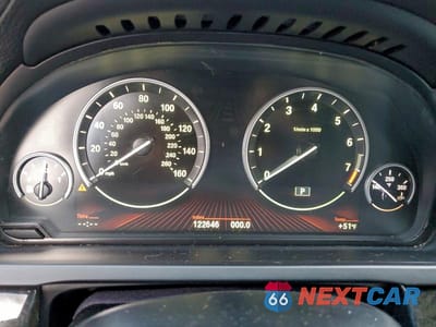 Zdjęcie 9 z 11 samochodu: 2012 BMW 750 I VIN:WBAKA8C50CCY37455 - miniatura