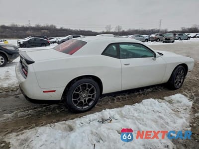 Trzecie zdjęcie samochodu z tyłu: 2018 DODGE CHALLENGER GT VIN:2C3CDZGGXJH316094 - miniatura