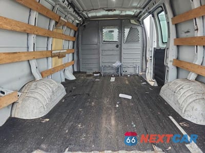 Zdjęcie 10 z 13 samochodu: 2017 GMC SAVANA G2500 DELIVERY VAN VIN:1GTW7AFF2H1911749 - miniatura
