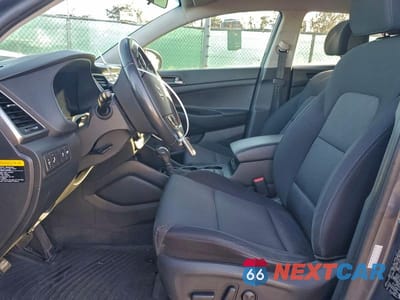 Zdjęcie 7 z 12 samochodu: 2016 HYUNDAI TUCSON VIN:KM8J3CA20GU157863 - miniatura