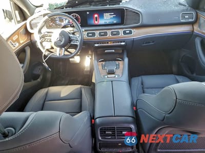 Zdjęcie 8 z 14 samochodu: 2025 MERCEDES-BENZ GLS 450 4MATIC VIN:4JGFF5KE4SB378663 - miniatura
