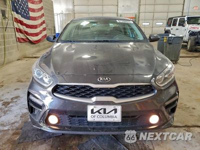 Piąte zdjęcie samochodu w środku: 2021 KIA FORTE FE VIN:3KPF24AD1ME303878 - miniatura