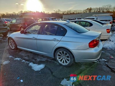 Drugie zdjęcie samochodu z przodu: 2011 BMW 328 XI SULEV VIN:WBAPK5G52BNN80037 - miniatura