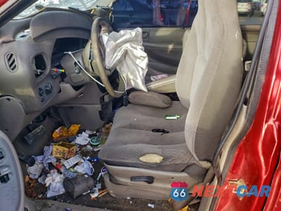 Zdjęcie 7 z 13 samochodu: 2003 DODGE GRAND CARAVAN SPORT VIN:1D4GP44323B291473 - miniatura