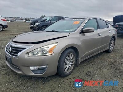 2015 NISS ALTIMA 2.5 1N4AL3AP4FN923284 - główne zdjęcie licytacji z USA - miniatura