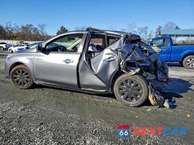 Drugie zdjęcie samochodu z przodu: 2016 NISSAN VERSA S VIN:3N1CN7AP4GL869252 - miniatura