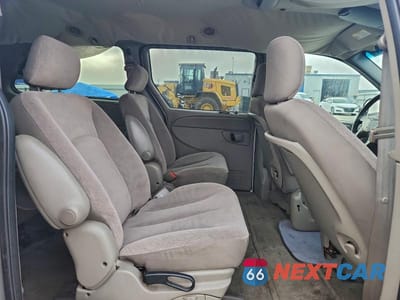 Zdjęcie 11 z 13 samochodu: 2003 CHRYSLER TOWN & COUNTRY LX VIN:2C4GP44383R354008 - miniatura