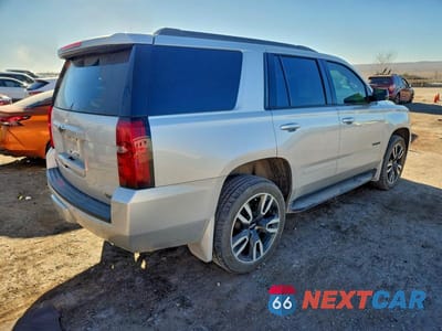 Trzecie zdjęcie samochodu z tyłu: 2018 CHEVROLET TAHOE K1500 PREMIER VIN:1GNSKCKJ8JR359871 - miniatura