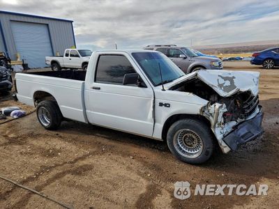 Czwarte zdjęcie samochodu z boku: 1984 CHEVROLET S TRUCK S10 VIN:1GCCS14B0E8124870 - miniatura