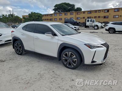 Czwarte zdjęcie samochodu z boku: 2021 LEXUS UX 200 VIN:JTHX3JBH8M2034016 - miniatura
