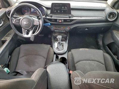 Zdjęcie 8 z 13 samochodu: 2019 KIA FORTE GT LINE VIN:3KPF34AD0KE006644 - miniatura