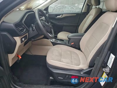 Zdjęcie 7 z 12 samochodu: 2021 FORD ESCAPE SE VIN:1FMCU0G64MUA61387 - miniatura