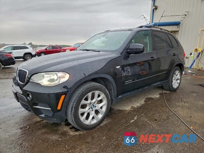 2013 BMW X5 XDRIVE35I 5UXZV4C50D0B02753 - główne zdjęcie licytacji z USA - miniatura