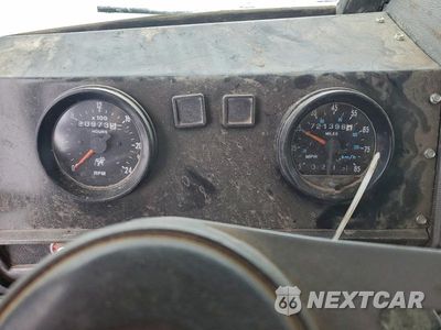 Zdjęcie 8 z 10 samochodu: 2001 MACK RB690S DUMP TRUCK VIN:1M2AM20C71M003725 - miniatura