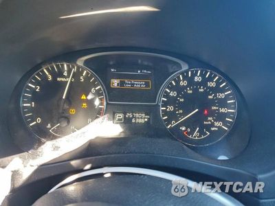 Zdjęcie 9 z 11 samochodu: 2015 NISS ALTIMA VIN:1N4AL3AP2FN376113 - miniatura