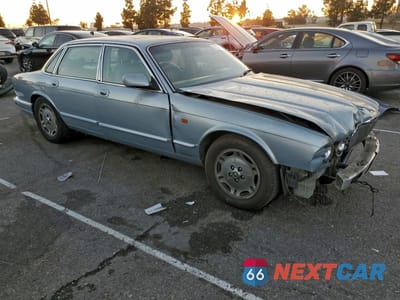 Czwarte zdjęcie samochodu z boku: 1995 JAGUAR XJ6 VIN:SAJHX1749SC722647 - miniatura