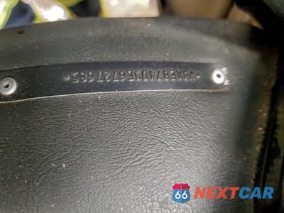 Zdjęcie 13 z 13 samochodu: 1984 BMW 633 CSI VIN:WBAEB7403E6727685 - miniatura