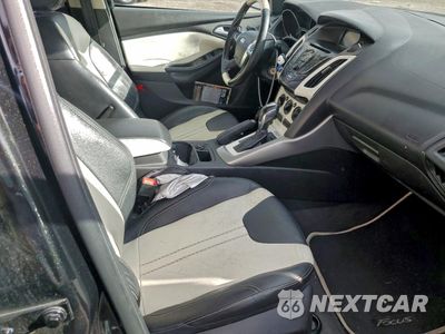 Zdjęcie 13 z 14 samochodu: 2014 FORD FOCUS SE VIN:1FADP3K22EL326522 - miniatura