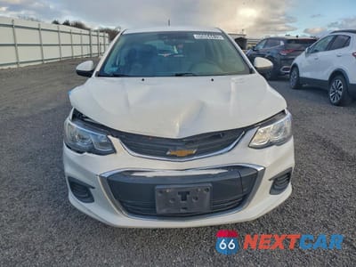 Piąte zdjęcie samochodu w środku: 2019 CHEVROLET SONIC VIN:1G1JG6SBXK4127165 - miniatura
