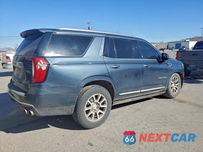 Trzecie zdjęcie samochodu z tyłu: 2021 GMC YUKON DENALI VIN:1GKS2DKL4MR199772 - miniatura