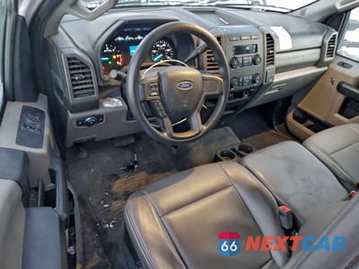 Zdjęcie 8 z 13 samochodu: 2019 FORD F450 SUPER DUTY BOX TRUCK VIN:1FDUF4GYXKDA16054 - miniatura