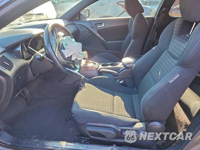 Zdjęcie 7 z 14 samochodu: 2013 HYUNDAI GENESIS COUPE 2.0T VIN:KMHHT6KD5DU082010 - miniatura