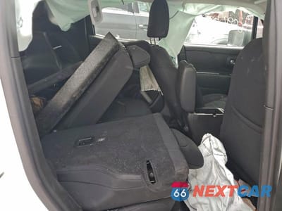Zdjęcie 10 z 12 samochodu: 2022 JEEP RENEGADE LATITUDE VIN:ZACNJDB10NPN90182 - miniatura