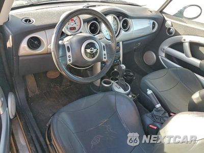 Zdjęcie 8 z 11 samochodu: 2003 MINI COOPER VIN:WMWRC33423TE19873 - miniatura